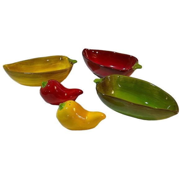 Collection of Hot Pepper Ceramic Dishes and Salt and Pepper Shakers - Picture 5 of 9